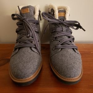 Dr Scholl's cozy platform boots sz 11